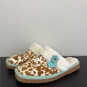 Ariat Animal Print Slippers with Blue Accents